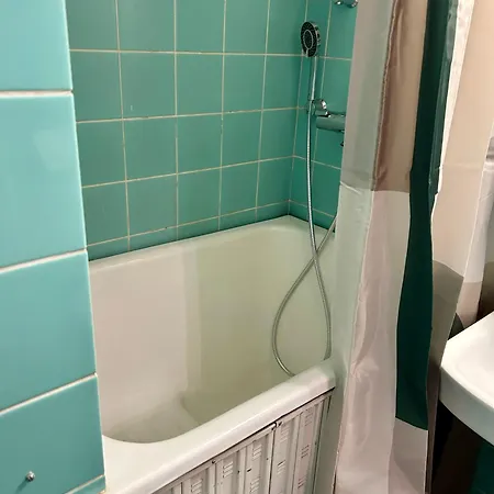 Yksioe Jyvaeskylaessae Savela *